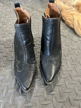 Indigo Black Pointed Toe Ankle Booties